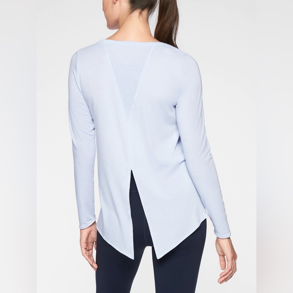 Athleta Women Essence Semi Fit Long Sleeve Top Size XS Bright White